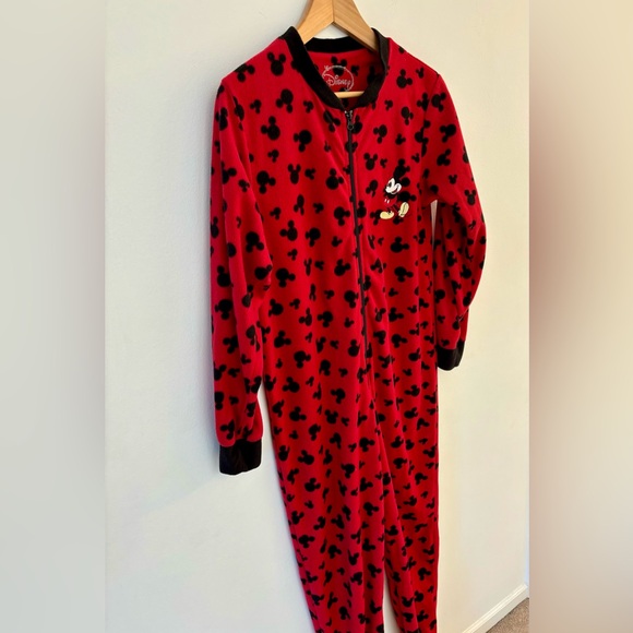 Disney Brand Footed Onesie Pajama PJs Set, Mickey Mouse. Size Small Adult 4-6. - Picture 2 of 6